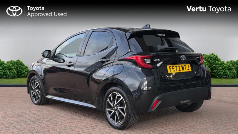 Toyota Yaris 1.5 Hybrid Design 5dr CVT Hybrid Hatchback